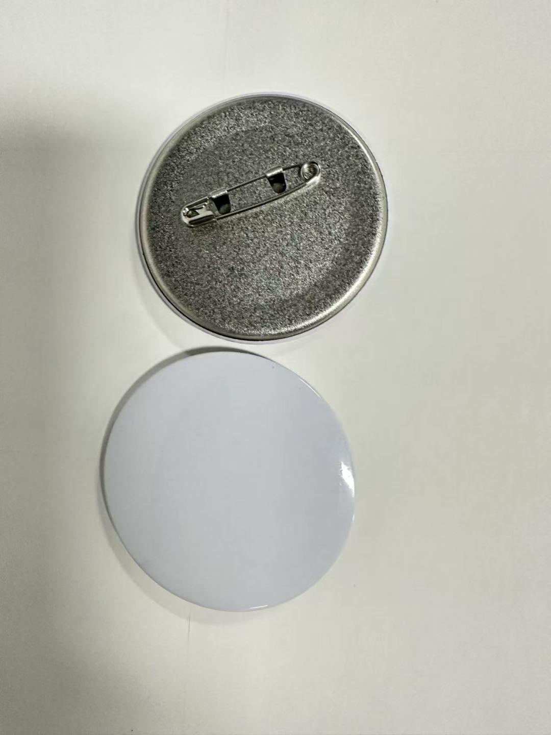 PC Badge with Metal Base